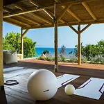 F Zeen Kefalonia (adults Only) 5* Lurdáta