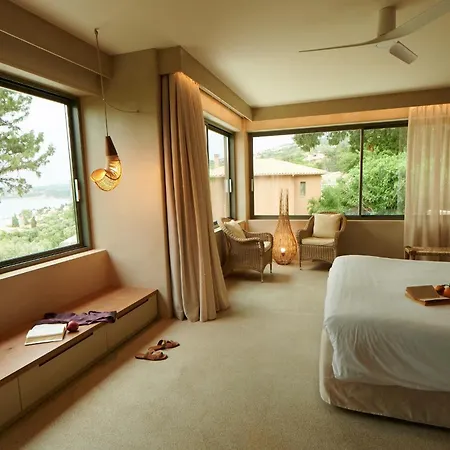 Отель F Zeen Kefalonia (adults Only) Лурдата