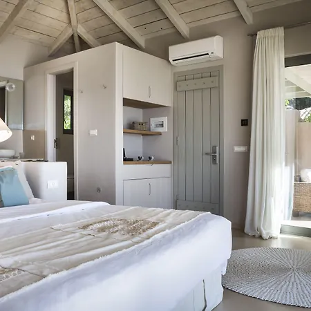 F Zeen Kefalonia (adults Only) 5* Лурдата