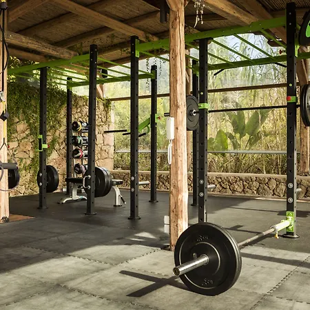 F Zeen Kefalonia (adults Only) Лурдата